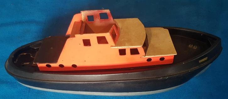Radiografische boot om op te knappen van ongeveer 70cm, Hobby en Vrije tijd, Modelbouw | Radiografisch | Overige, Gebruikt, Verzenden