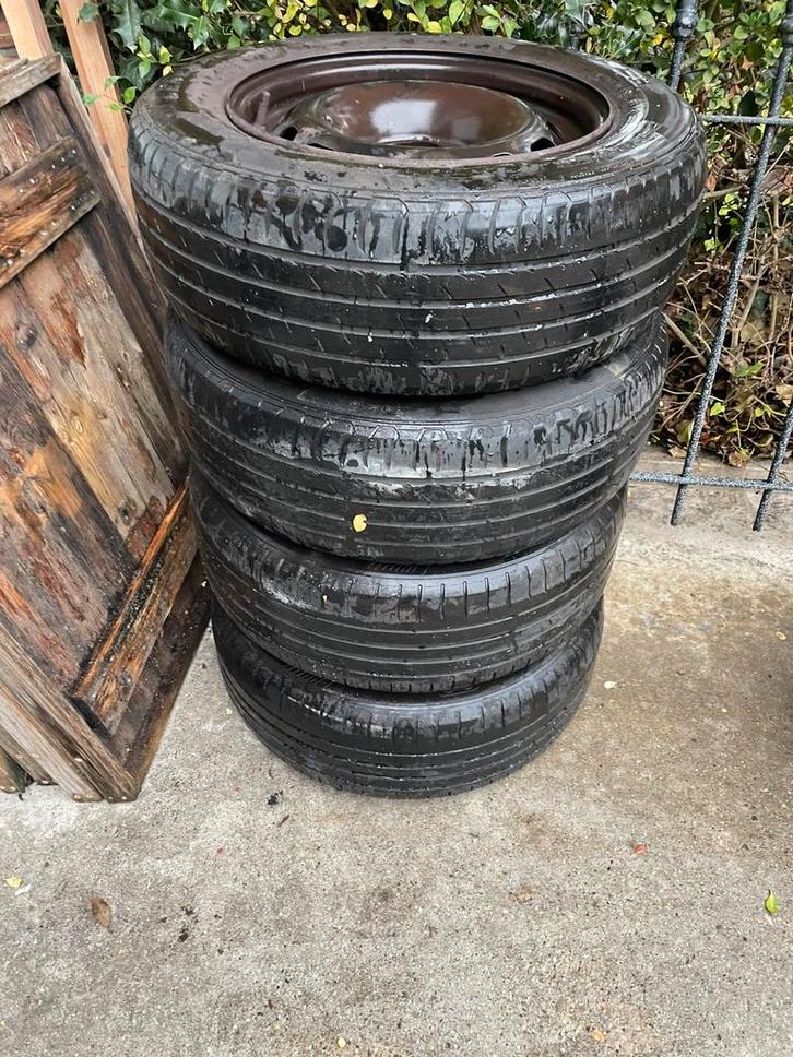 Peugeot Partner 4 wielen (banden moeten worden vervangen), Auto diversen, Autosport-onderdelen, Gebruikt, Ophalen of Verzenden