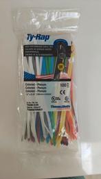 Ty-rap kabelbinder cable ties colson, Ophalen