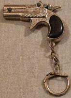 Pistool vintage sleutelhanger
Dit object is een, Verzamelen, Ophalen of Verzenden