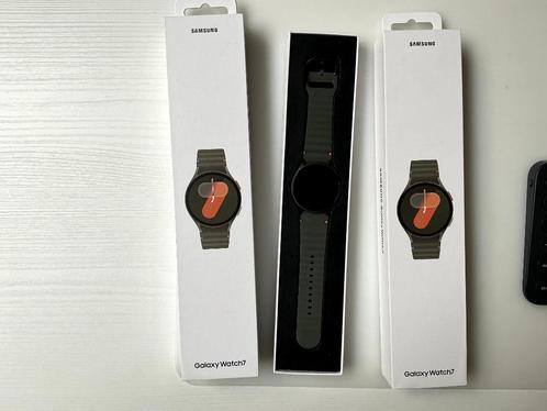 Samsung Galaxy Watch 7 40 mm- ongebruikt, Handtassen en Accessoires, Smartwatches, Nieuw, Android, Afstand, Calorieverbanding