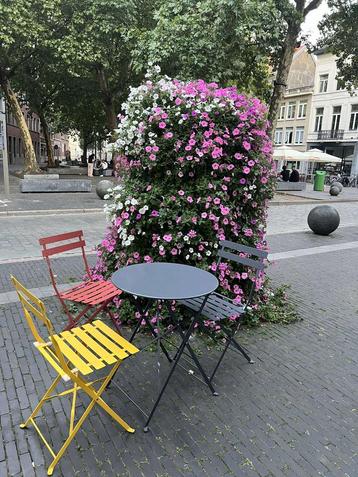 Bistroset Inklapbaar metaal beschikbaar voor biedingen