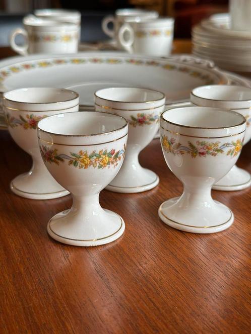 Vintage Engels servies – Leeds54 delig -bloemen met goudrand, Antiek en Kunst, Antiek | Servies compleet, Ophalen
