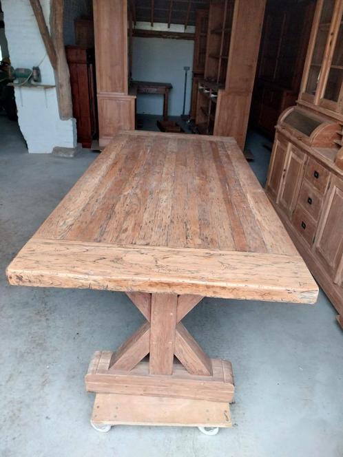 Showroommodel Teak tuintafels 220-200 en 140 cm lang, Tuin en Terras, Tuintafels, Zo goed als nieuw, Teakhout, Ophalen