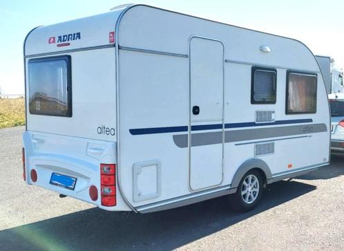 Mooie Adria Altea 390 PS  + MOVER Truma GO 2 + Vast bed, Caravans en Kamperen, Caravans, Particulier, 750 - 1000 kg, Adria, Dwarsbed