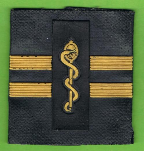 Medische dienst  graad ( MD3 ), Verzamelen, Militaria | Algemeen, Overige soorten, Embleem of Badge, Ophalen of Verzenden