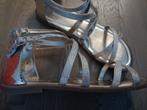 Kickers sandalen goud nog nooit gedragen maat 39, Ophalen, Nieuw, Sandalen of Muiltjes