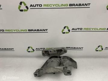 Motorsteun Voorzijde Peugeot 308 T9 ORIGINEEL 9820296280 beschikbaar voor biedingen