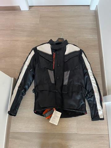 Moto vest beschikbaar voor biedingen