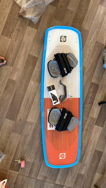 PLKB kiteboard nieuw in de folie 2024 beschikbaar voor biedingen