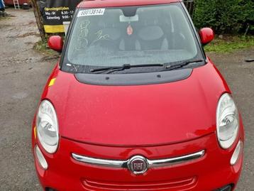 Motorkap van een Fiat 500L (111/A) beschikbaar voor biedingen