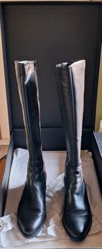 Hoge Zwarte dames laarzen., Enlèvement, Femmes