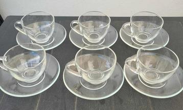 6 koffietassen en ondertassen : Arcoroc, Enlèvement ou Envoi, Comme neuf