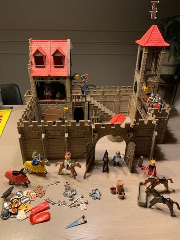 PLAYMOBIL Ridderkasteel vintage beschikbaar voor biedingen