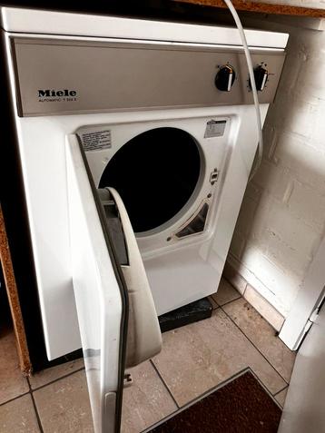 Droogkast miele, Elektronische apparatuur, Droogkasten, Ophalen, Zo goed als nieuw