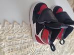 Jordan noir et rouge pour bebe, Autre, Sneakers et Baskets, Comme neuf, Enlèvement