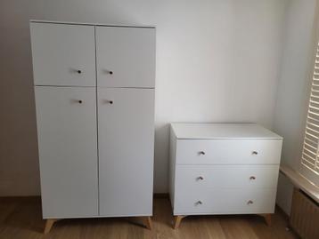 kledingkast en commode - kinderkamer beschikbaar voor biedingen