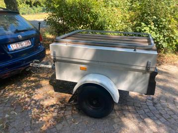 aanhangwagen beschikbaar voor biedingen