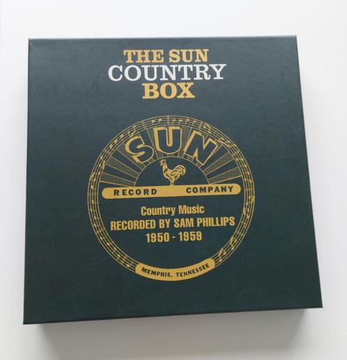 Sun Records: "The Sun Country Box" (deluxe box met 6 cd's), CD & DVD, CD | Country & Western, Comme neuf, Coffret, Enlèvement