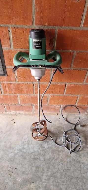 Hitachi Beton mixer beschikbaar voor biedingen