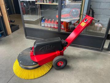 Veegmachine Sweep LVR 90E, Enlèvement