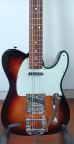 Fender telecaster bigsby sunburst Vintera 60's, Comme neuf, Solid body, Enlèvement, Fender