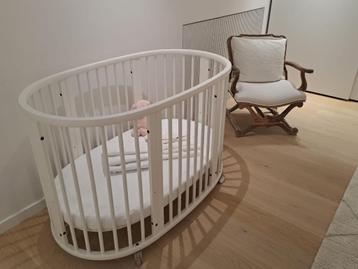 Stokke Sleepi Mini en Sleepi Bed beschikbaar voor biedingen