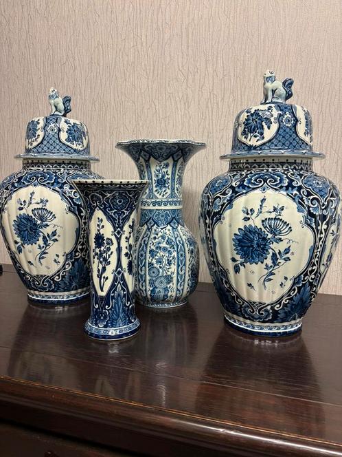 Delfs Blauwe vazen en urnen, Antiek en Kunst, Antiek | Vazen, Ophalen