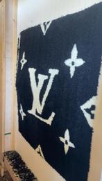 Mooi tapijt van Louis vuitton, Huis en Inrichting, Verzenden, Nieuw, 100 tot 150 cm, 200 cm of meer