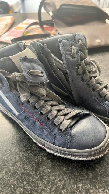 Lederen hoge schoen blauw maat 36 beschikbaar voor biedingen