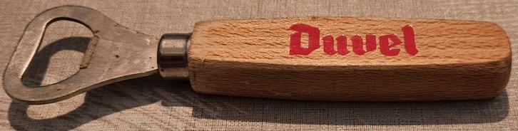 Duvel houten flessenopener met rode opdruk
Dit i, Verzamelen, Biermerken, Zo goed als nieuw, Flesopener, Duvel, Ophalen of Verzenden