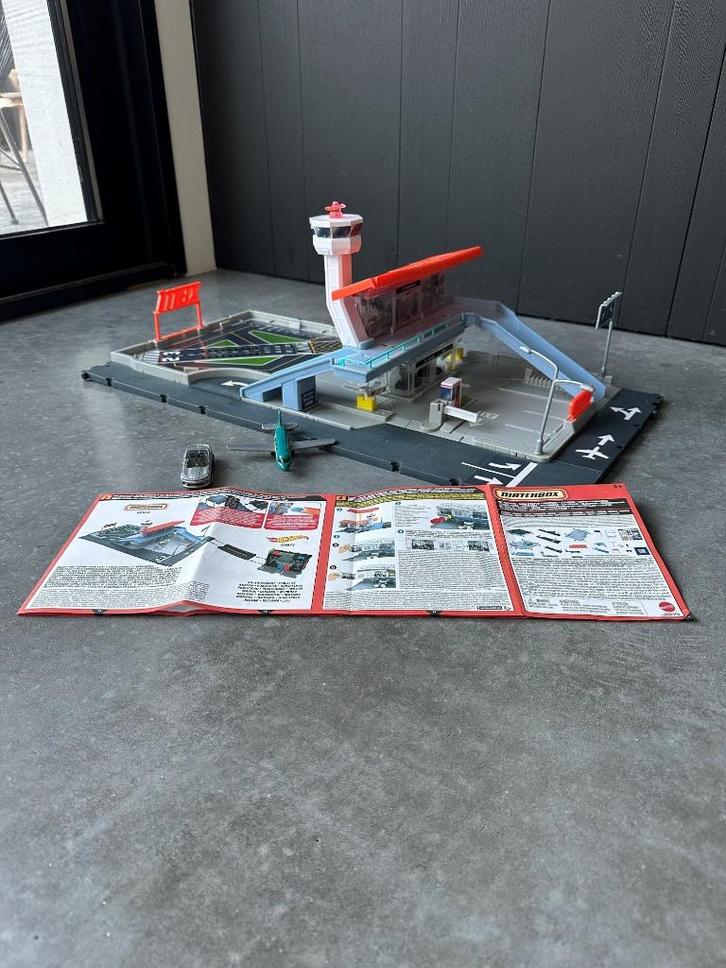 Matchbox Action Drivers Vliegveld, Kinderen en Baby's, Speelgoed | Educatief en Creatief, Zo goed als nieuw, Ontdekken, Met licht