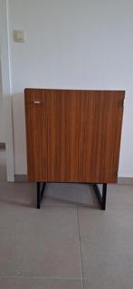 Vinted kastje- mooi kastje dat overal bij past, Huis en Inrichting, Ophalen