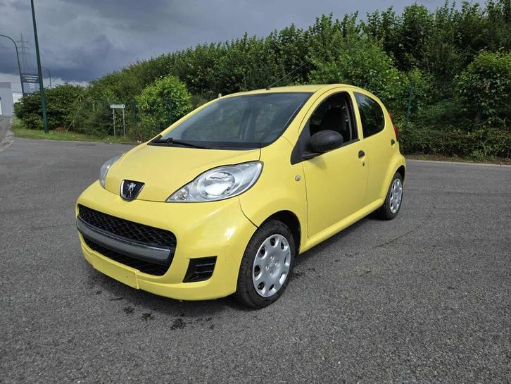 À saisir – Peugeot 107 Jaune punchy (10/2011), Auto's, Peugeot, Particulier, Benzine, Euro 5, Berline, 5 deurs, Handgeschakeld