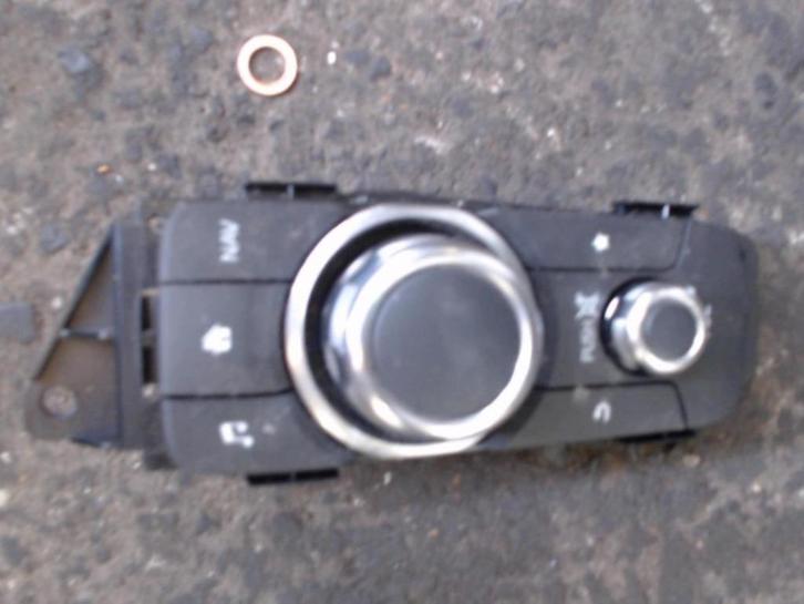 Commande autoradio Mazda MX5 IV cc 2016 LP/13467, Autos : Pièces & Accessoires, Commande, Mazda, Utilisé, Enlèvement ou Envoi
