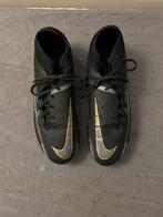 Chaussures de foot Nike Phantom GT2 taille 42, Sports & Fitness, Comme neuf, Chaussures