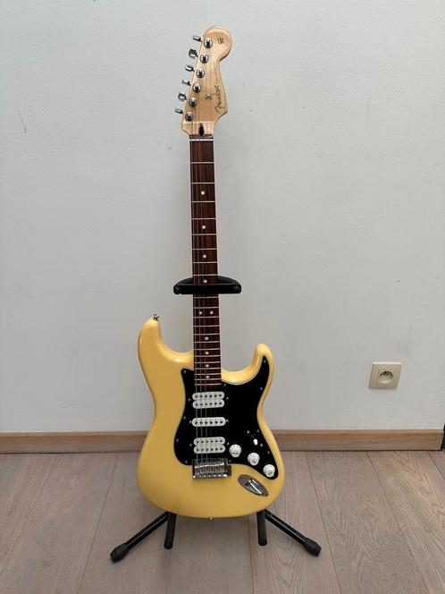 Fender Player Stratocaster HSH Buttercream PF, Muziek en Instrumenten, Snaarinstrumenten | Gitaren | Elektrisch, Zo goed als nieuw