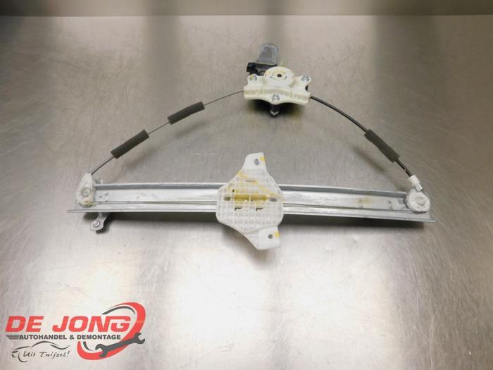 Mécanique vitre 4portes avant gauche d'un Hyundai I20, -, 3 mois de garantie, Utilisé, Hyundai