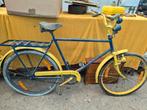 Vintage fiets uit het Zweedse leger, Ophalen