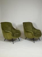 Italiaanse salon uit twee fauteuils en een sofa, jaren 60., Ophalen