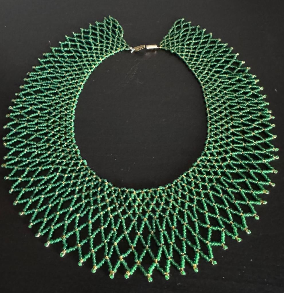 Collier Vintage des Années 1960, Bijoux, Sacs & Beauté, Bijoux anciens, Enlèvement ou Envoi, Autres matériaux, Collier