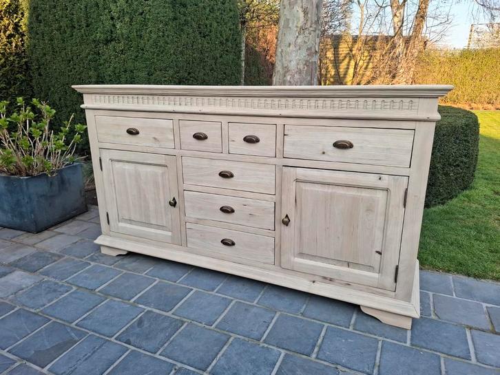 Dressoir uit massief essenhout. Geluchtgomd., Huis en Inrichting, Kasten | Dressoirs, Ophalen of Verzenden