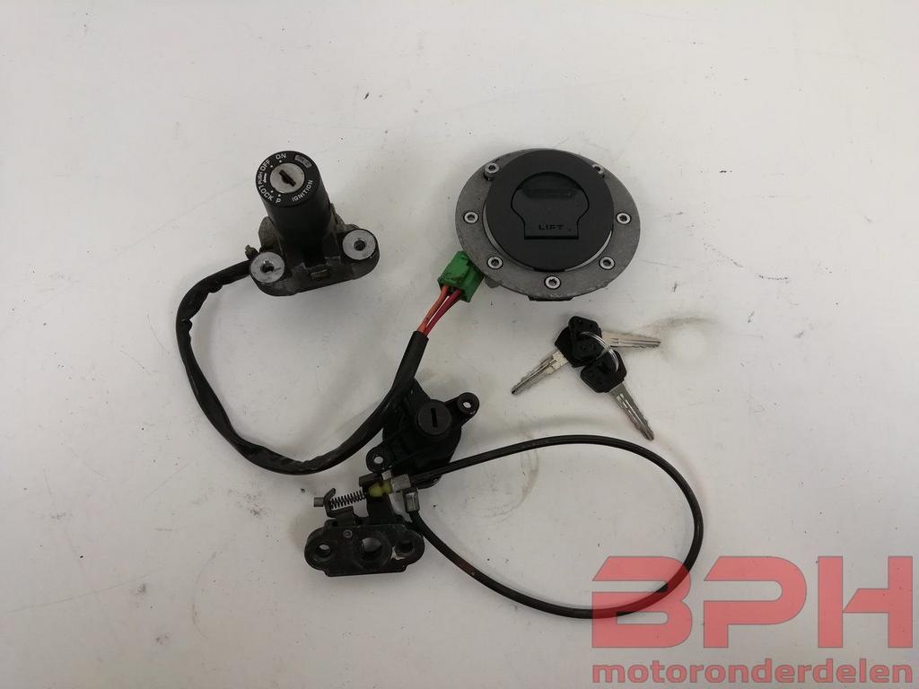 Slotenset Suzuki GSX-R 1100w 1993 t/m 1994 sloten contactslo, Motoren, Ophalen of Verzenden, -, -, -