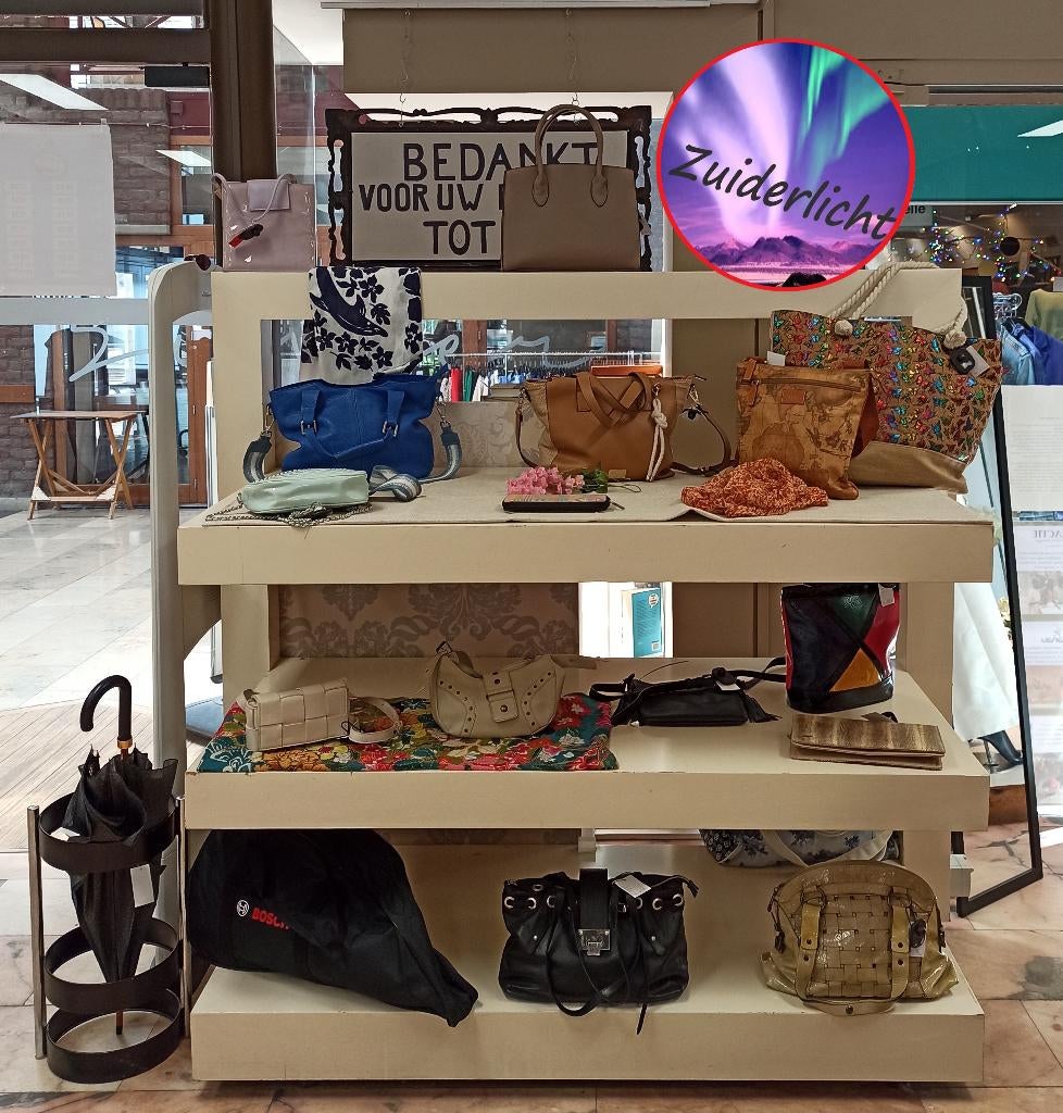 Handtassen, Handtassen en Accessoires, Tassen | Damestassen, Gebruikt, Ophalen