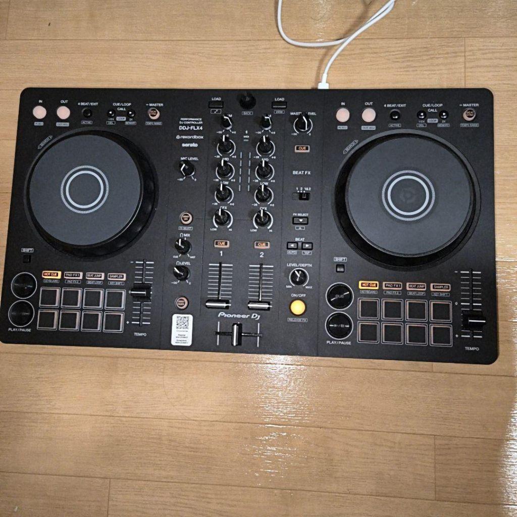 Contrôleur DJ Pioneer DDJ-FLX4 – comme neuf