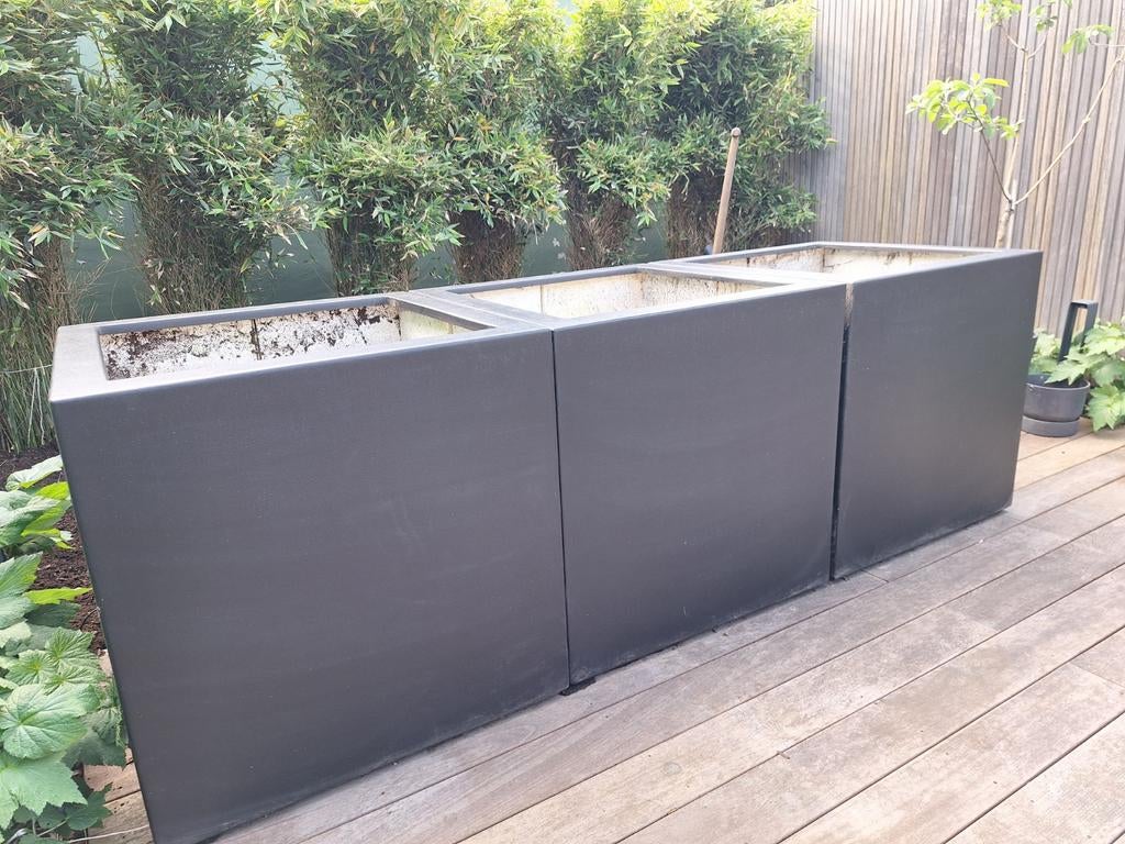 Moderne zwarte plantenbakken: 3x 80/80/80 + 1x 60/100/200, Ophalen, Kunststof, Gebruikt, Vierkant