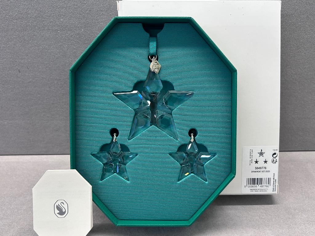 Swarovski Christmas Kerstster 2023 Ornament Set van 3st, Verzamelen, Swarovski, Ophalen of Verzenden, Nieuw, Figuurtje