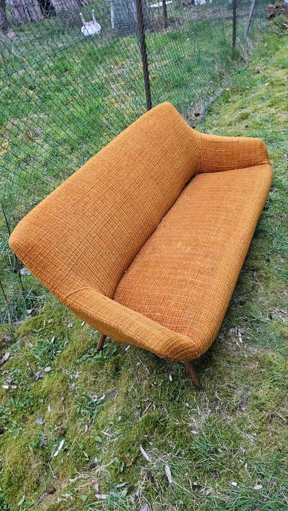 Vintage zetel. kleur oranje. op te knappen., Enlèvement