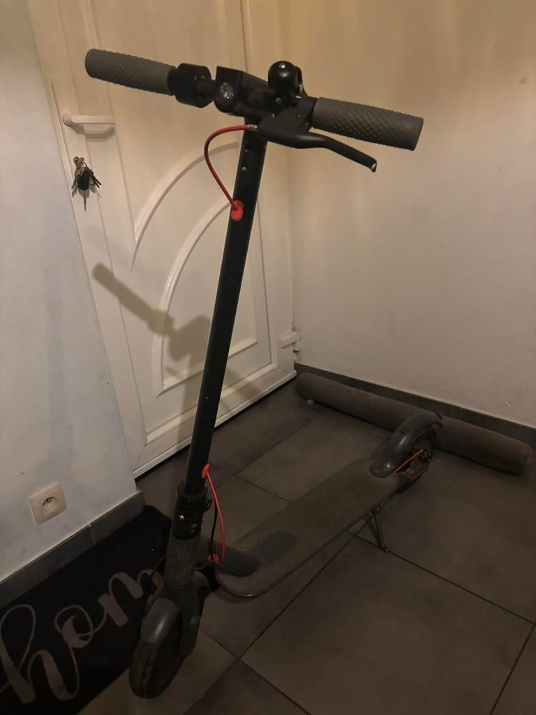 Trotinette electrique, Fietsen en Brommers, Steps, Zo goed als nieuw, Ophalen