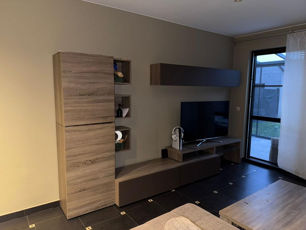 Tv meubel met kast, Ophalen